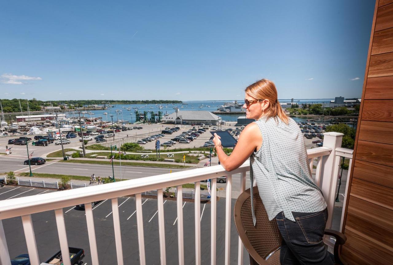 Rockland Harbor Hotel Экстерьер фото